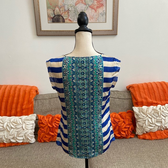 ❣️The Limited Mixed Print Blouse❣️ - Picture 4 of 6